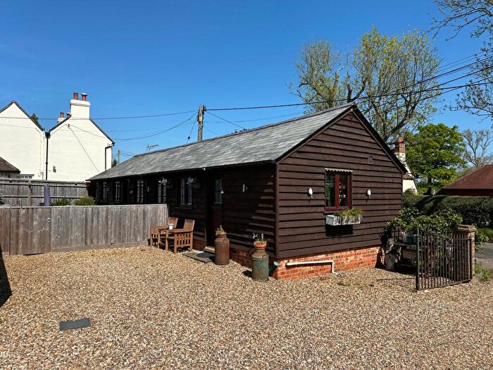 6 Bedroom Barn Conversion For Sale In Water Lane, Bovingdon, HP3