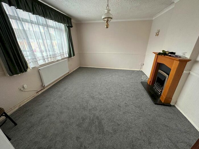 3 Bedroom End Of Terrace House To Rent In Cleveland Crescent, Borehamwood, WD6