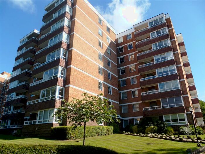 2 Bedroom Apartment To Rent In Preston Park Avenue, Brighton, BN1