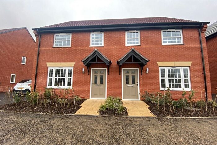 3 Bedroom Semi-Detached House To Rent In Flemish Way, Winslow Park, Winslow, MK18