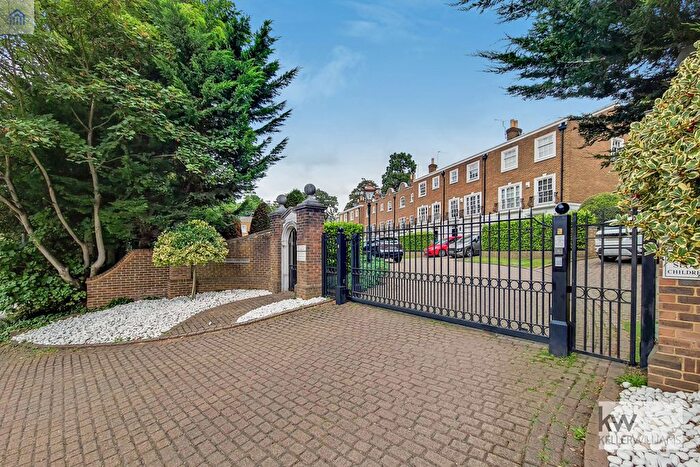 4 Bedroom Terraced House For Sale In Grosvenor Place Vale Road, Weybridge, KT13