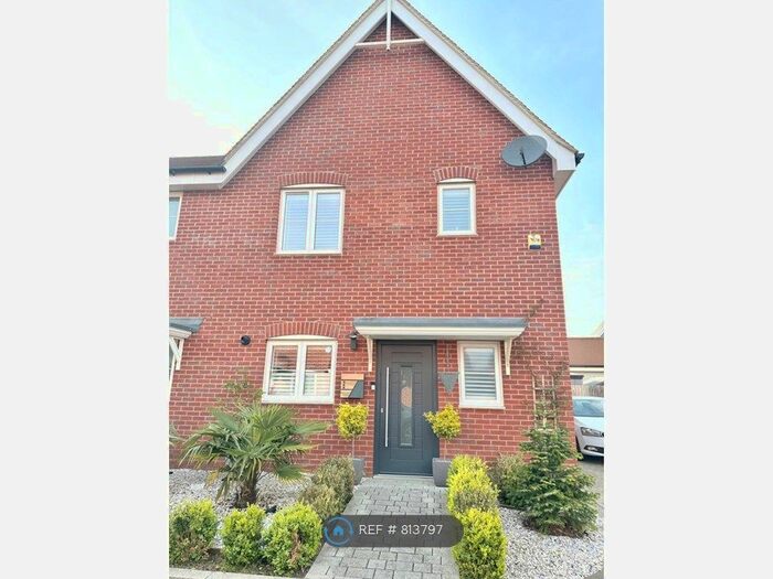 3 Bedroom Semi-Detached House To Rent In Willie Sewell Link, Beaulieu Park, Chelmsford, CM1