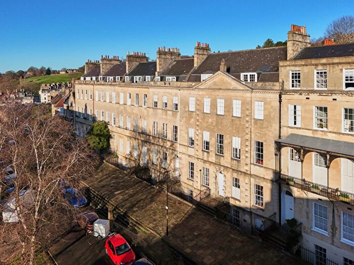 2 Bedroom Flat For Sale In Portland Place, Bath, BA1