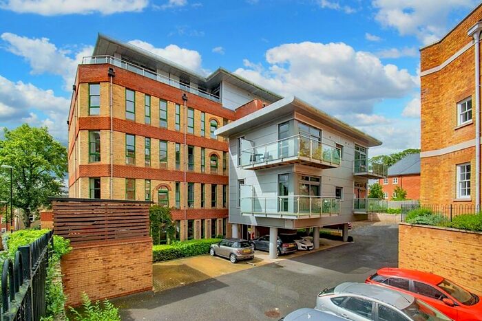 2 Bedroom Apartment To Rent In Dunstable Street, Ampthill, Bedford, MK45