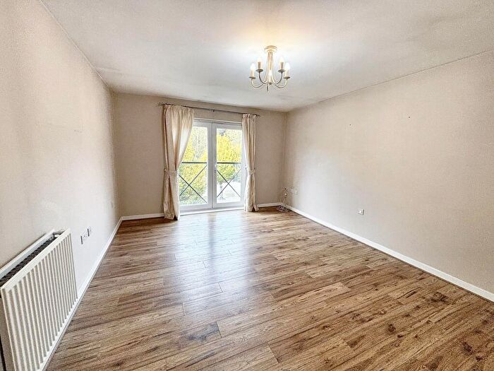 2 Bedroom Apartment To Rent In Hickory Lane, Almondsbury, BS32