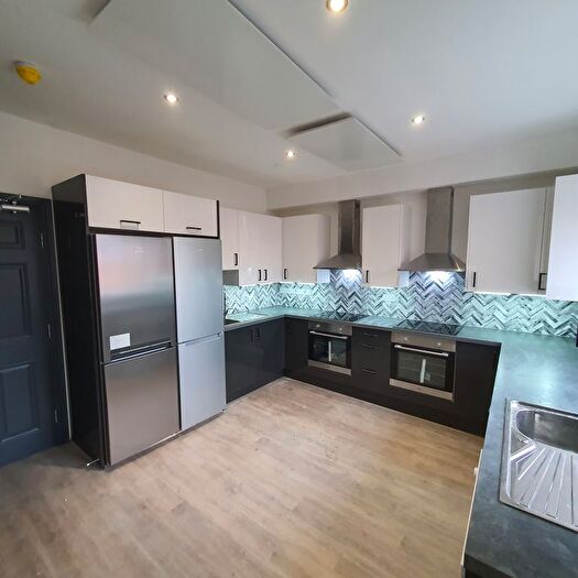 Property To Rent In Woodborough Road, Nottingham, NG3