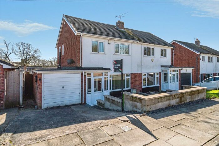 3 Bedroom Semi Detached House For Sale In Thorns Road, Bolton, Greater Manchester, BL1