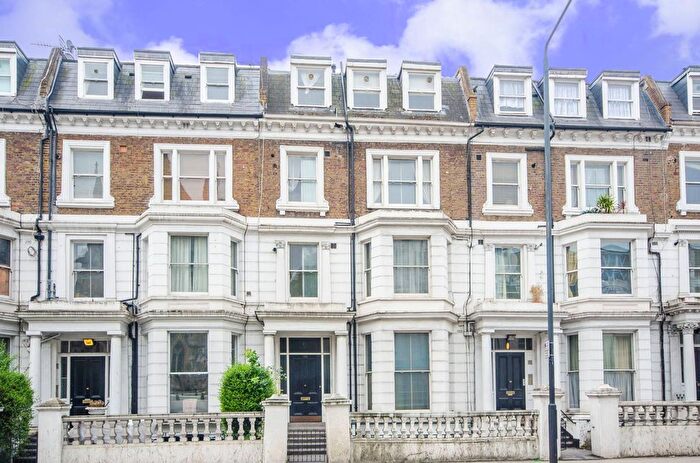 2 Bedroom Flat To Rent In Holland Road, Holland Park, London, W14