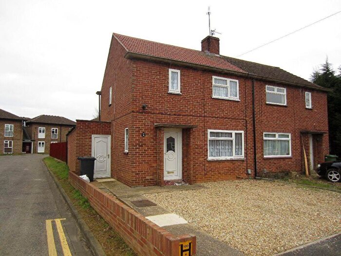 2 Bedroom House For Sale In Ash Road, Peterborough, PE1