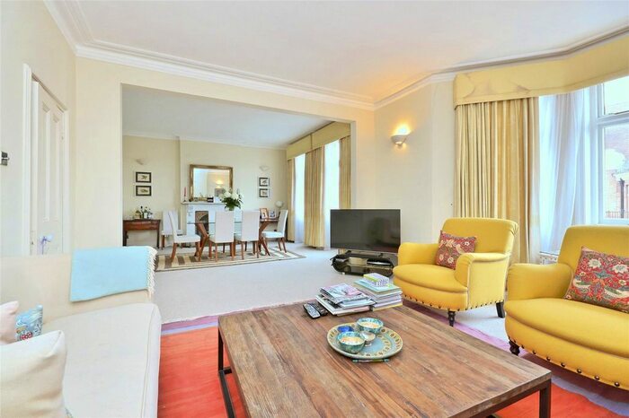 3 Bedroom Flat To Rent In Lauderdale Mansions, Lauderdale Road, Maida Vale, London, W9
