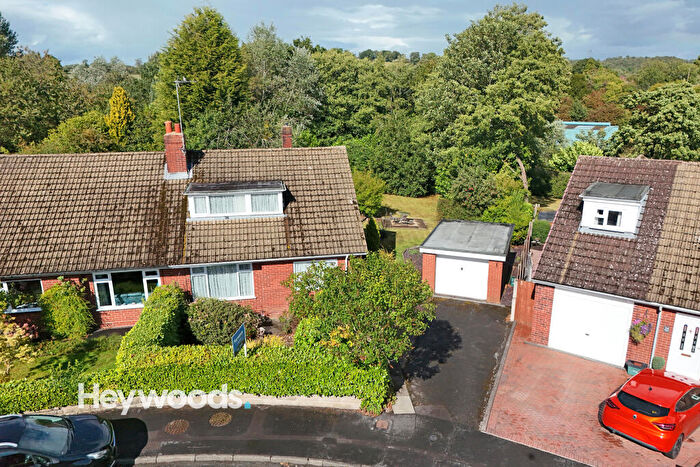 2 Bedroom Semi-Detached Bungalow For Sale In Beresford Dale, Madeley, Crewe, Cheshire, CW3