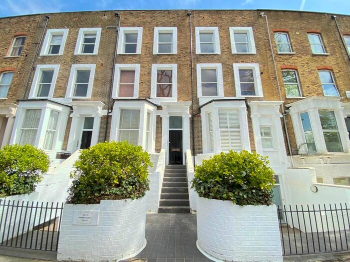 1 Bedroom Flat To Rent In Flat, Russell Court, - Hammersmith Grove, London, W6