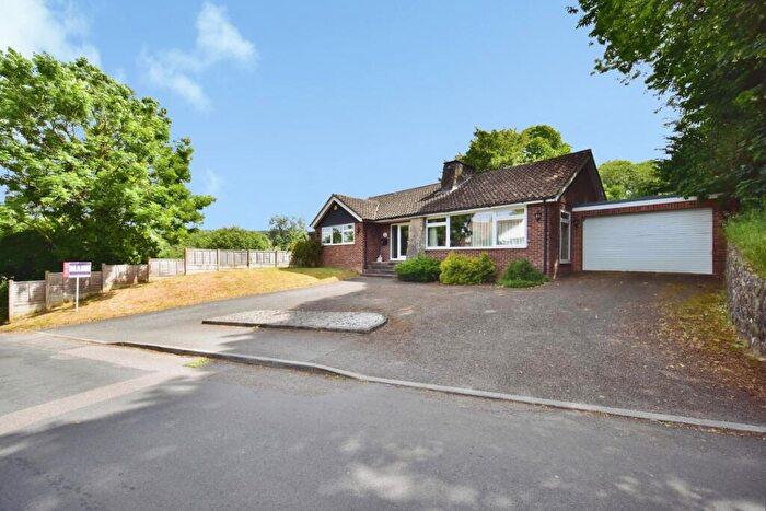 2 Bedroom Bungalow For Sale In Boarley Lane, Sandling, Maidstone, Kent, ME14