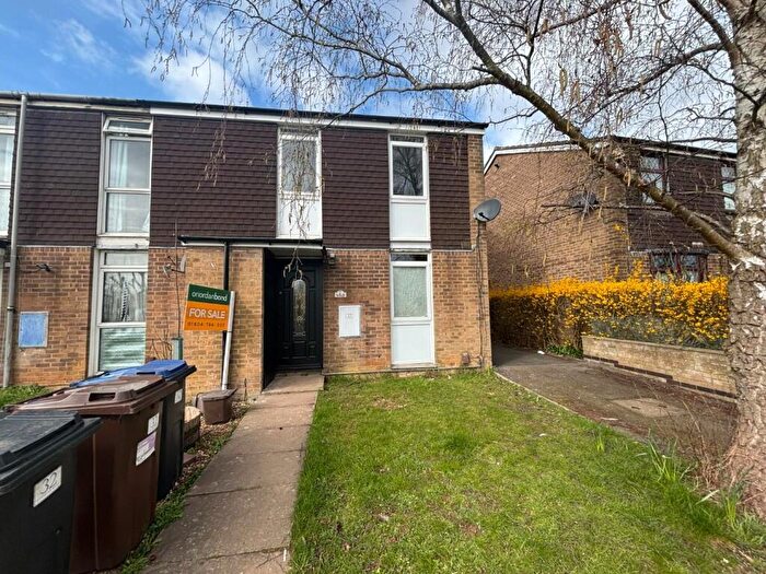 3 Bedroom End Of Terrace House For Sale In Tonmead Road, Lumbertubs, Northampton, NN3