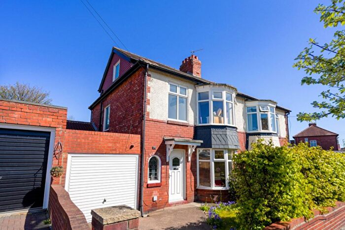 4 Bedroom Semi-Detached House For Sale In Plessey Crescent, Whitley Bay, NE25