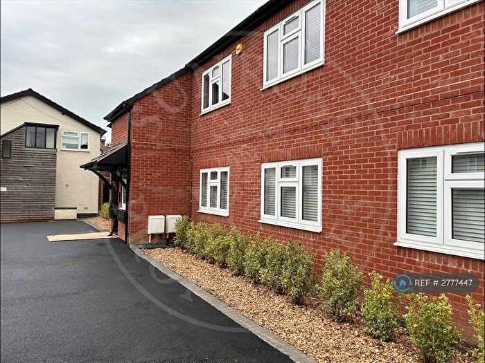 2 Bedroom Flat To Rent In Mark's Court, Kenilworth, CV8
