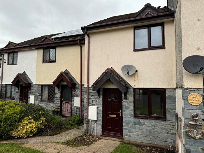 2 Bedroom End Of Terrace House To Rent In Raleigh Close, Padstow, PL28