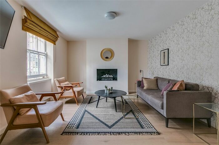 1 Bedroom Flat To Rent In Milner Street, London, SW3