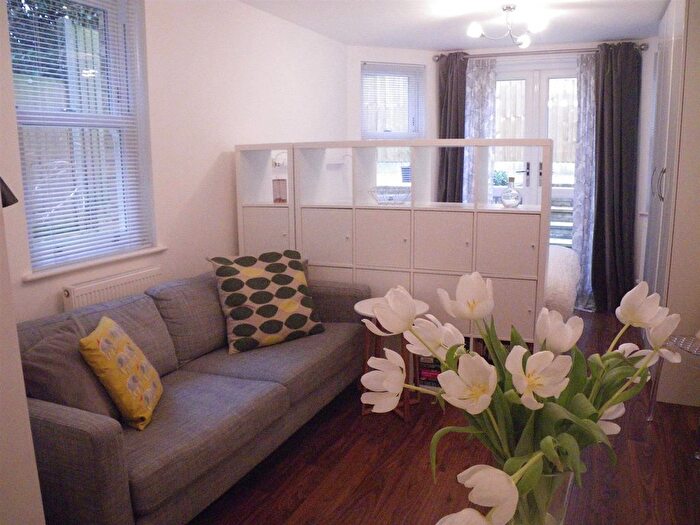 1 Bedroom Studio To Rent In Epsom Road, Croydon, CR0