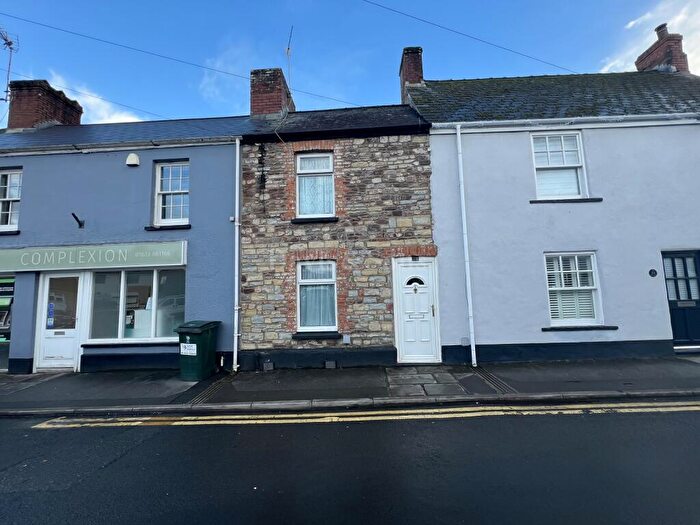 3 Bedroom Terraced House To Rent In Backhall Street, Caerleon, Newport., NP18