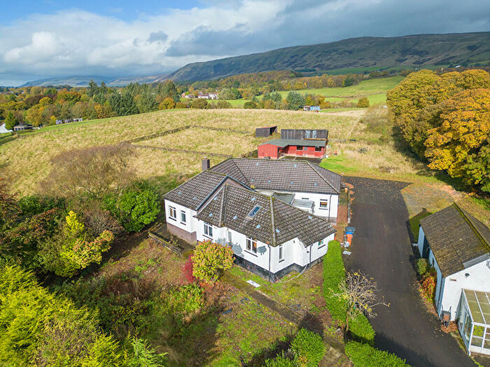 4 Bedroom Detached House For Sale In Alton Holdings, Milton Of Campsie, G66
