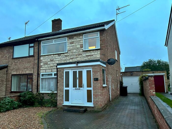 3 Bedroom Property To Rent In Croft Road, Newmarket, CB8