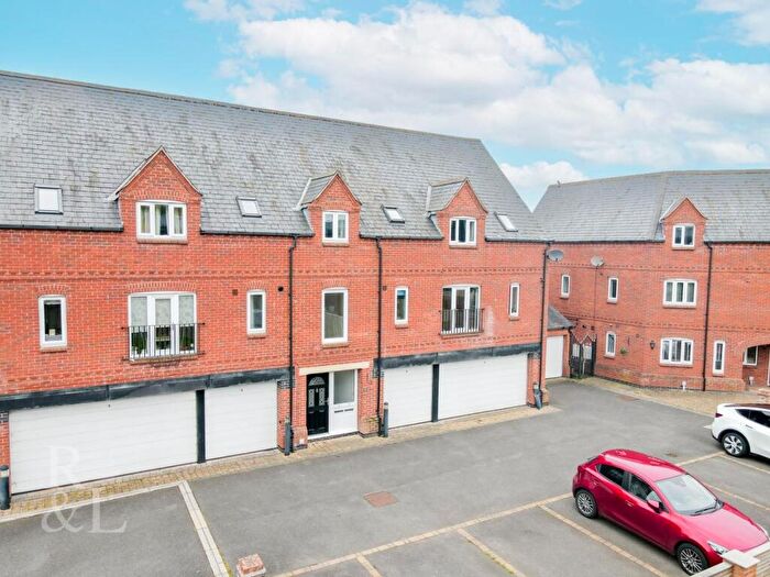3 Bedroom Apartment For Sale In Waters Edge, Bell Lane, Nottingham, NG11