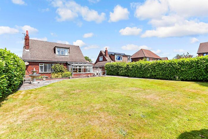 3 Bedroom Chalet For Sale In Ratcliffe Avenue, Ryde, Isle Of Wight, PO33