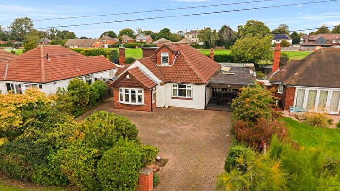 3 Bedroom Detached Bungalow For Sale In Westward Ho, Grimsby, DN34