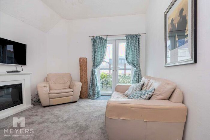 3 Bedroom Apartment To Rent In Panorama Road, Poole, BH13