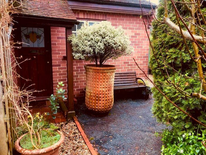 1 Bedroom Apartment To Rent In Pennsylvania, Exeter, EX4