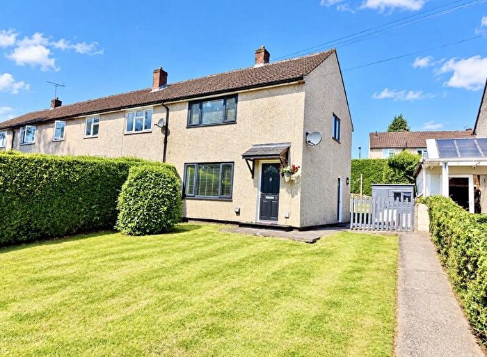 2 Bedroom End Of Terrace House For Sale In Erw Wen, Morda, Oswestry, SY10