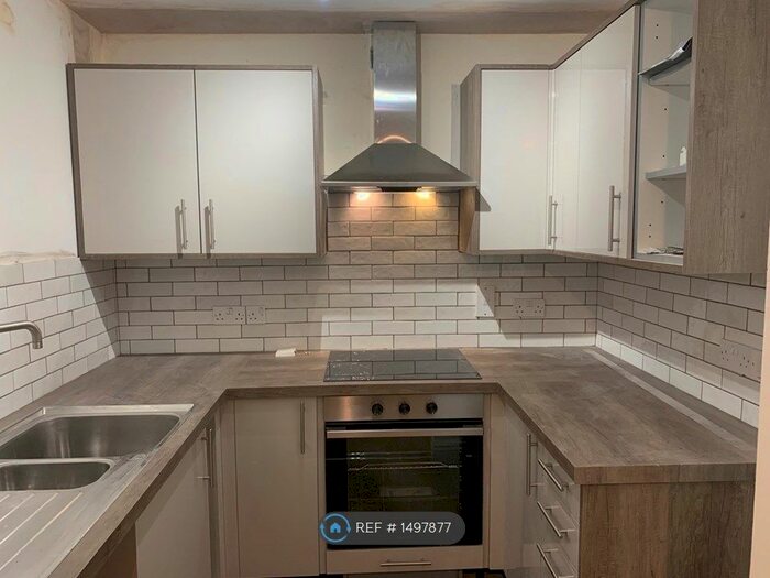 1 Bedroom Flat To Rent In Brabant Way, Westbury, BA13