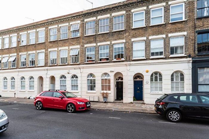 1 Bedroom Flat To Rent In Wadeson Street, Bethnal Green, E2