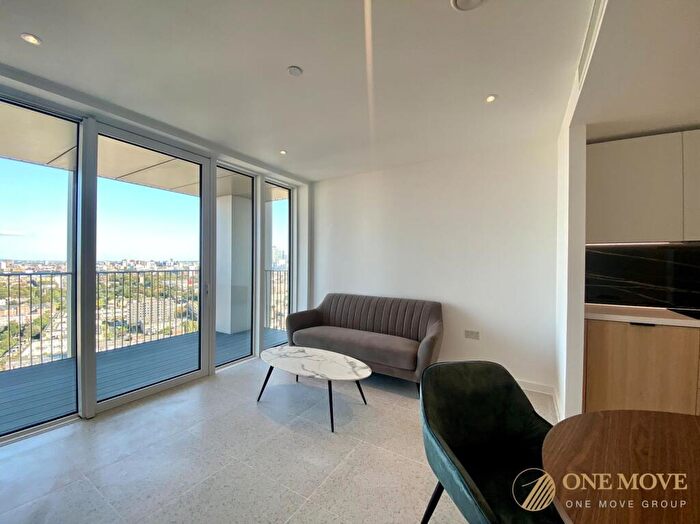 2 Bedroom Apartment To Rent In Bouchon Point, The Silk District, E1