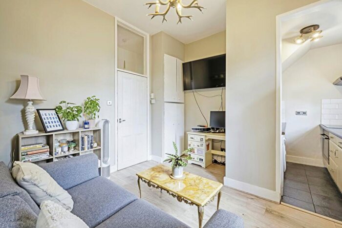 1 Bedroom Flat For Sale In Eastdown Park, London, London, SE13