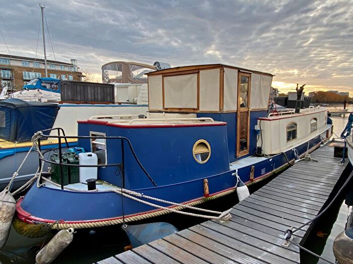 2 Bedroom Houseboat For Sale In Rope Street, London, SE16