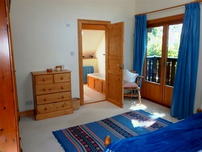 2 Bedroom Detached House To Rent In Harleyford Estate, Henley Road, Marlow, Buckinghamshire, SL7