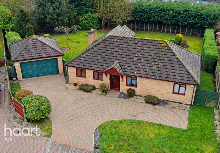 3 Bedroom Detached Bungalow For Sale In Tramar Drive, Sutton, CB6