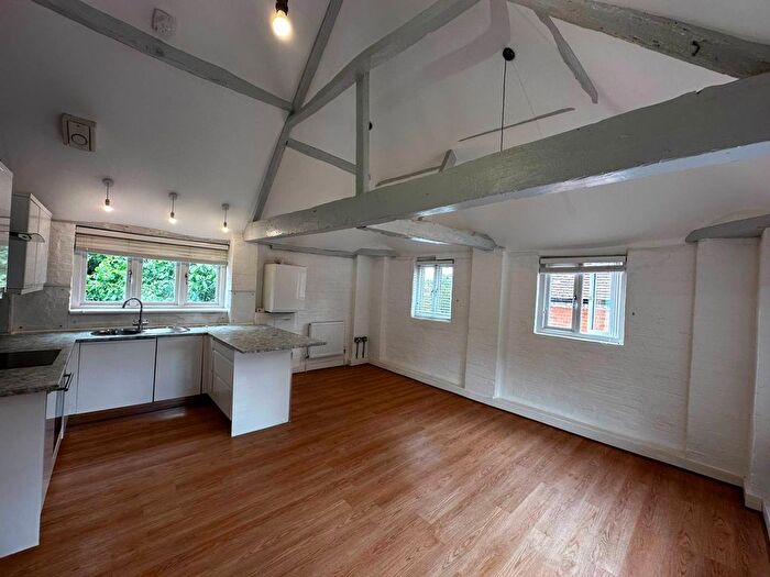1 Bedroom Flat For Sale In Weavers Yard -, West Street, Farnham, GU9