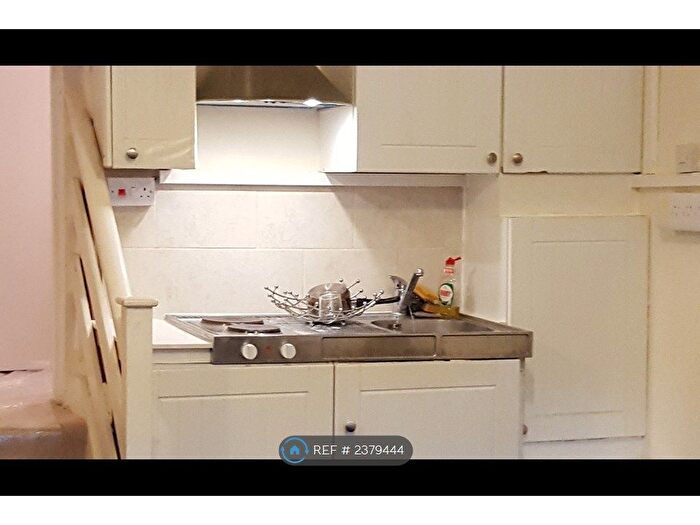 1 Bedroom Flat To Rent In Harrow Road, London, W10