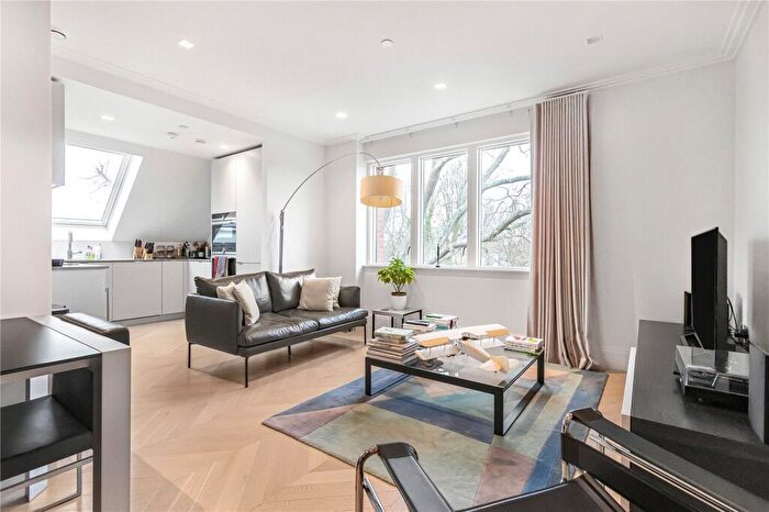 1 Bedroom Apartment For Sale In Kidderpore Avenue, London, NW3