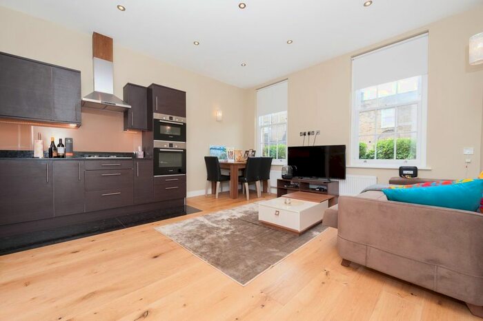 1 Bedroom Flat To Rent In Theberton Street, London, N1