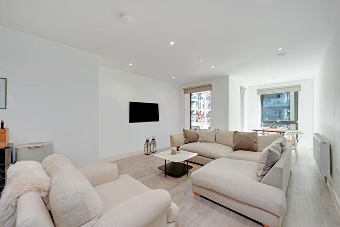 2 Bedroom Flat For Sale In Putney, London, SW18