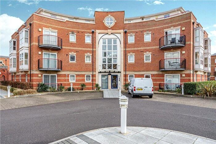 2 Bedroom Apartment To Rent In Jupiter Court, Gunwharf Quays, PO1