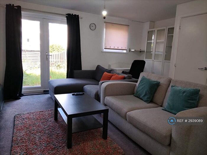 2 Bedroom Terraced House To Rent In Shiers Avenue, Dartford, DA1