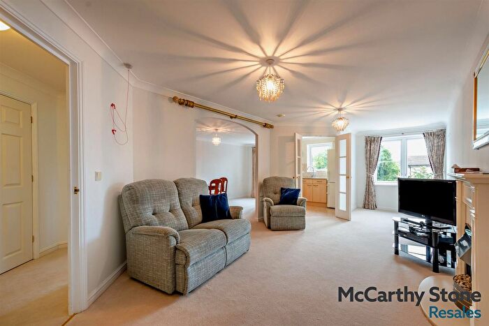 2 Bedroom Flat For Sale In Portman Court, Grange Road, Uckfield, East Sussex, TN22