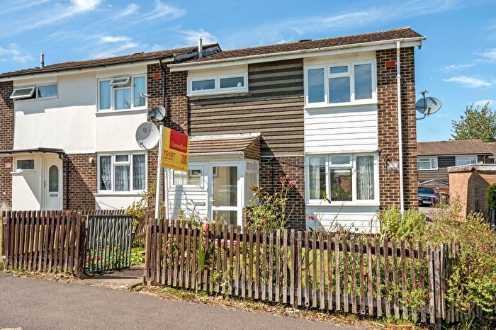 3 Bedroom Semi-Detached House To Rent In Hithercroft Road, High Wycombe, HP13