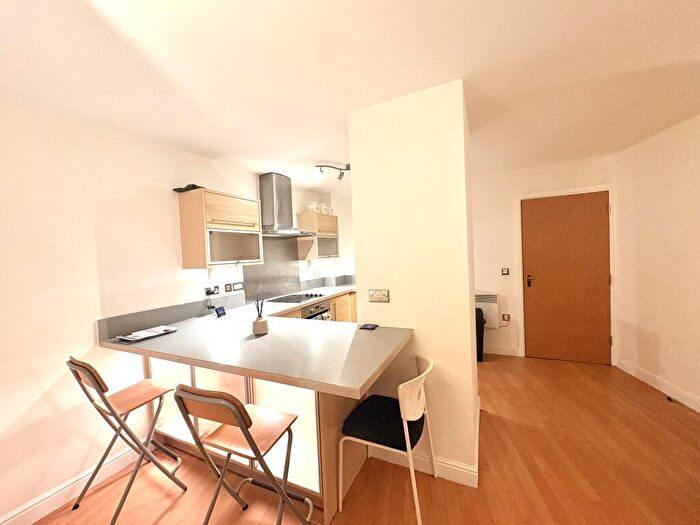 2 Bedroom Flat To Rent In Wharton Court, Chester, CH2