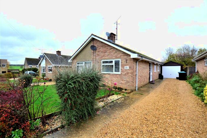 3 Bedroom Bungalow For Sale In New Road, Hailey, Witney, Oxfordshire, OX29